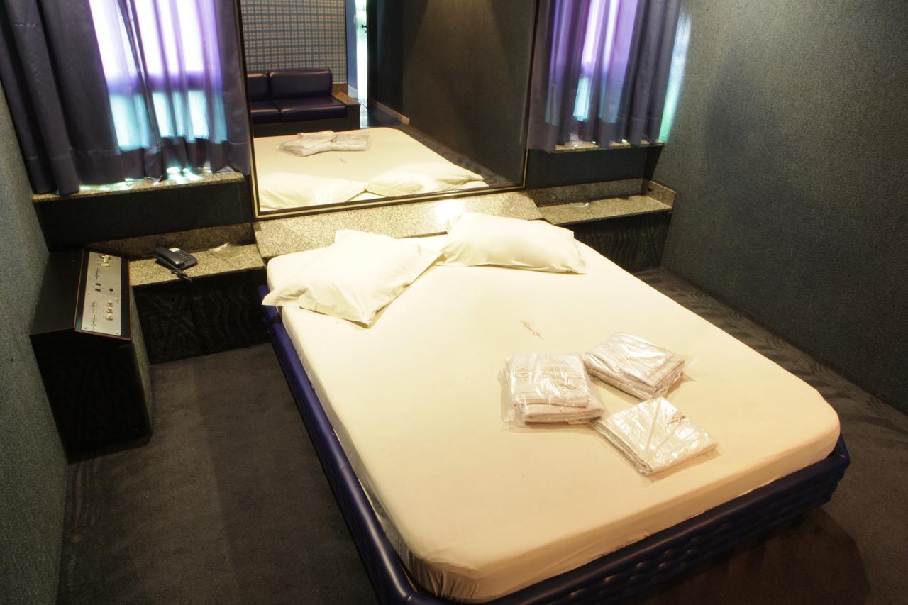 Motel Granville (Adults Only) Duque de Caxias Buitenkant foto