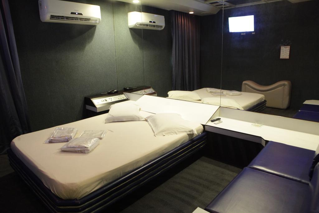 Motel Granville (Adults Only) Duque de Caxias Buitenkant foto