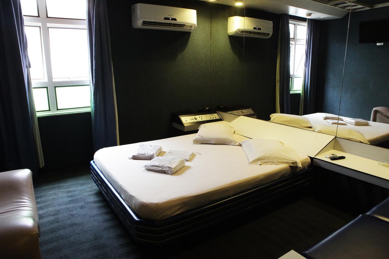 Motel Granville (Adults Only) Duque de Caxias Buitenkant foto